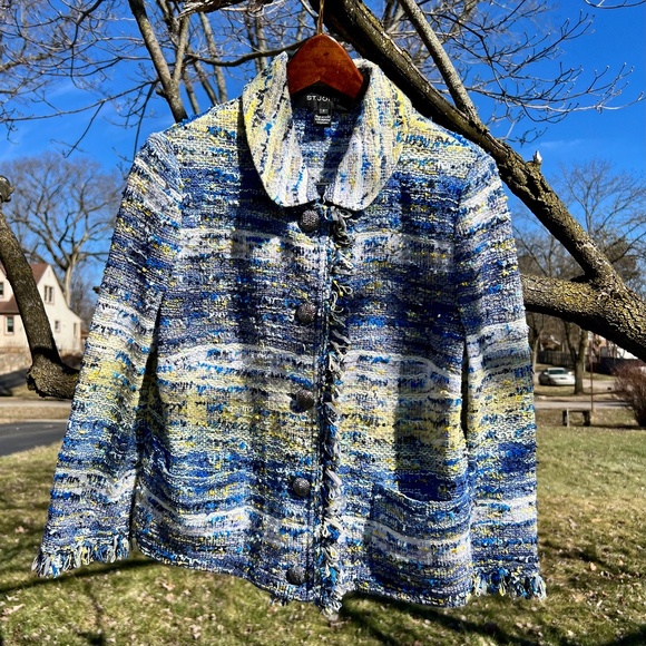 St John sparkly boucle cropped jacket size 2, shades of blue/yellow - Picture 5 of 9